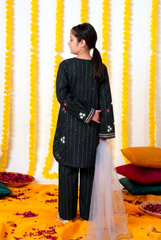 Girls Black Embroidered Cambric Suit | 3-Pieces Eastern Wear | Winter Collection